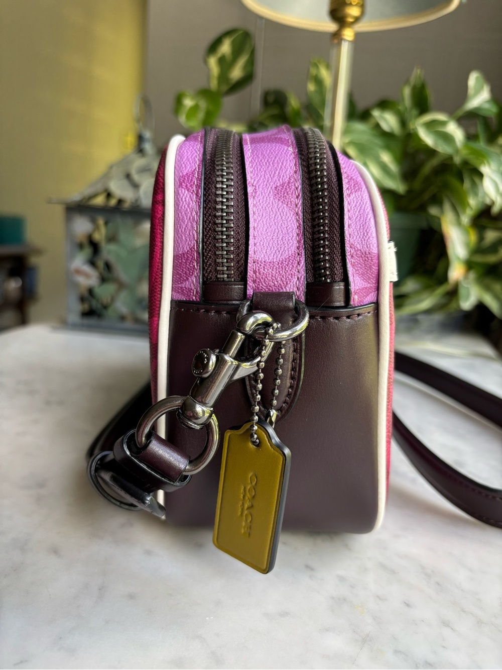 COACH Hot Pink Signature Crossbody with Cream Trim - Picture 4 of 10